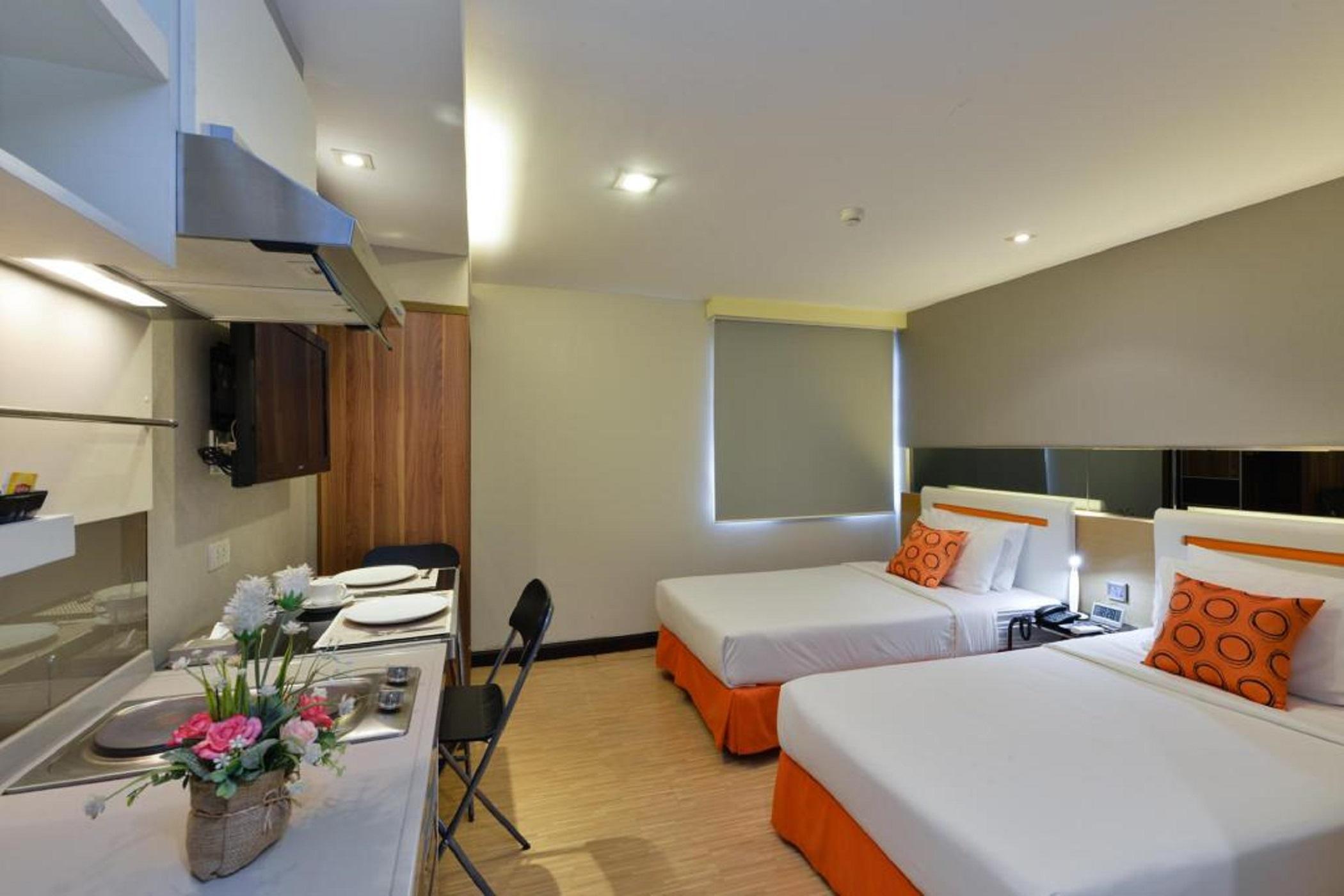 Arawana Express Phromphong Hotel Bangkok Exterior foto