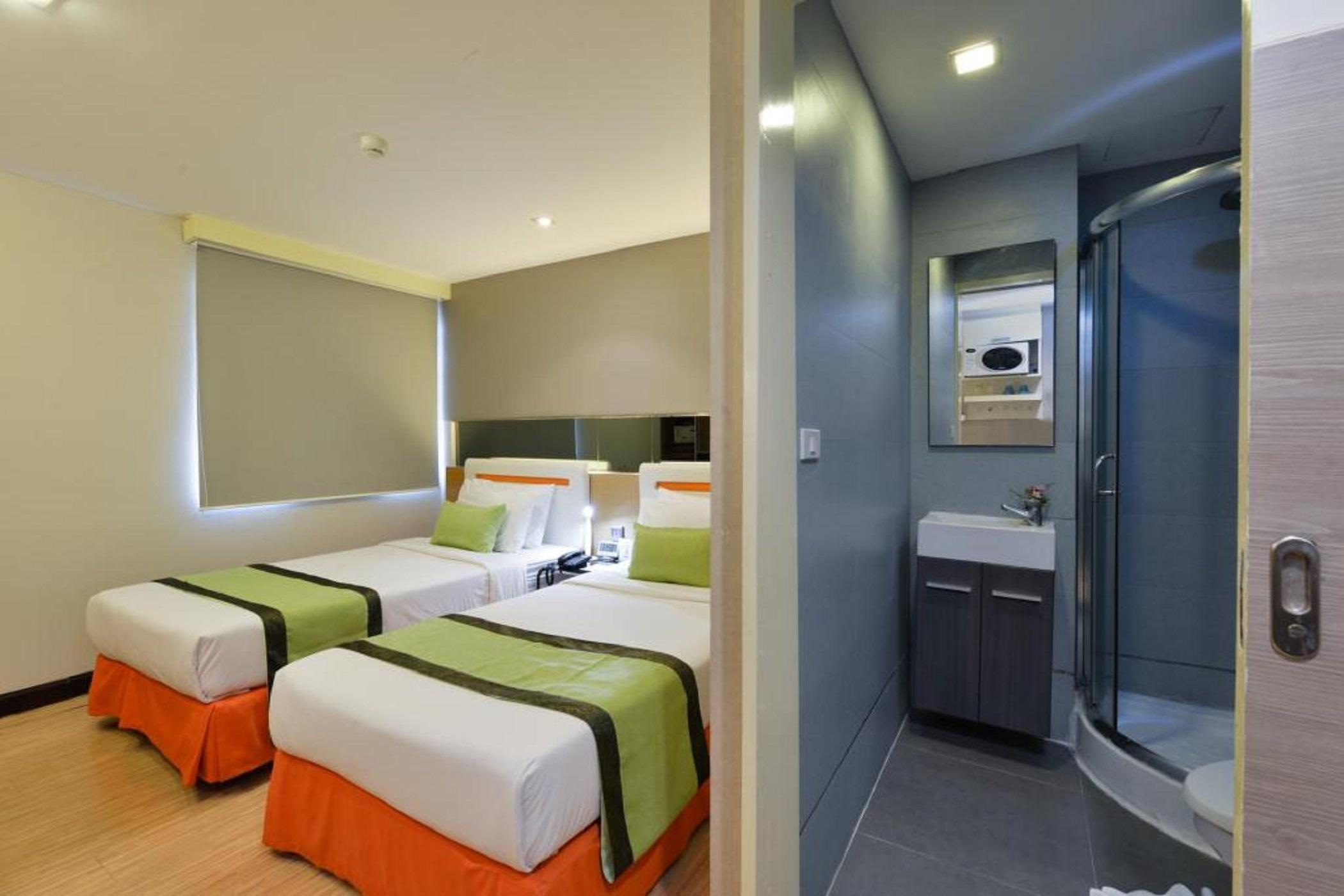 Arawana Express Phromphong Hotel Bangkok Exterior foto