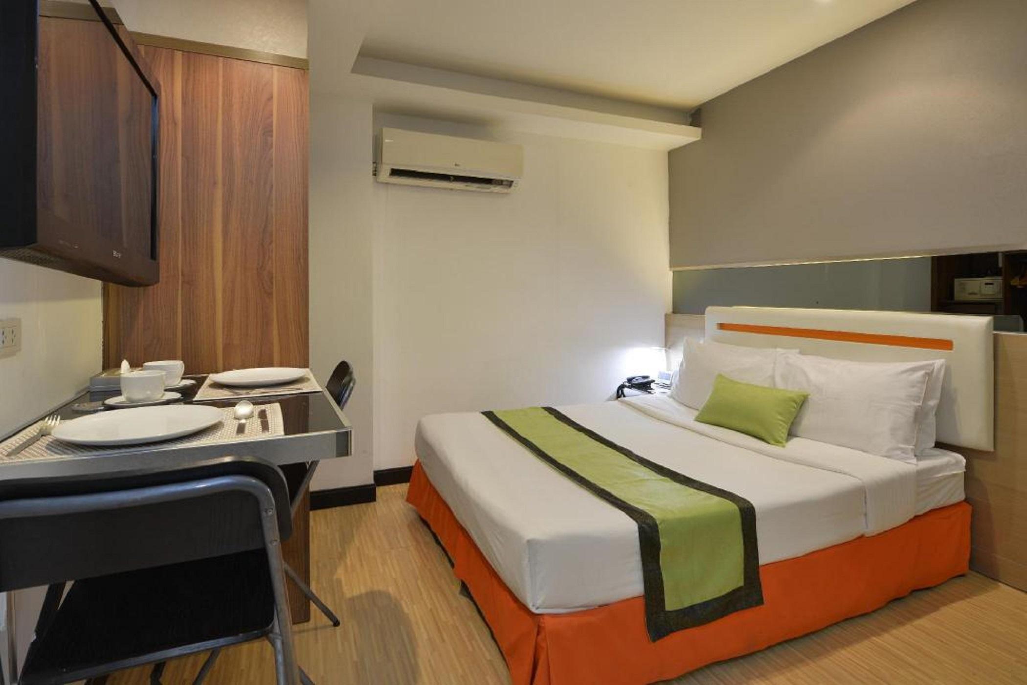 Arawana Express Phromphong Hotel Bangkok Exterior foto