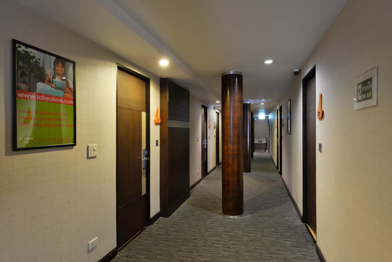 Arawana Express Phromphong Hotel Bangkok Exterior foto