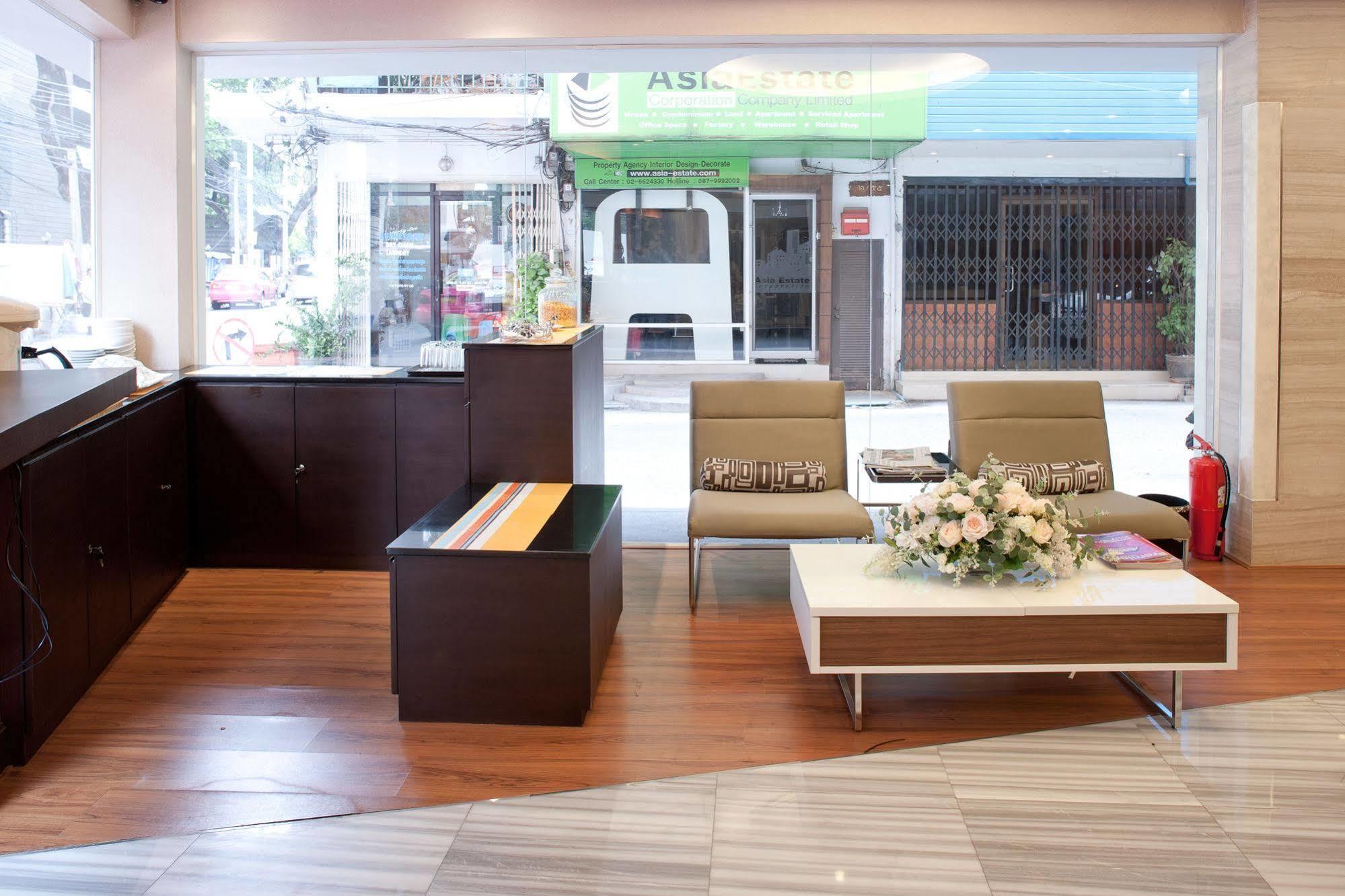Arawana Express Phromphong Hotel Bangkok Exterior foto